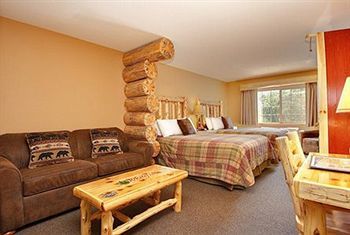 Whitefish Lodge And Suites Cross Lake Kültér fotó